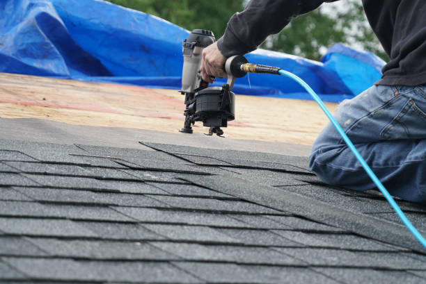 Best Commercial Roofing Services  in Saunders Lake, OR