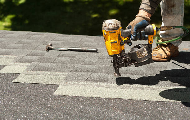 Best Best Roofing Contractors  in Saunders Lake, OR